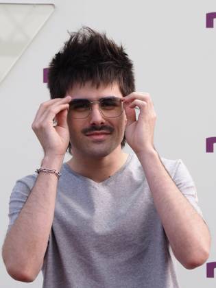 May 27, 2026, Madrid, Madrid, Spain: MADRID, SPAIN - MAY 27: MARTIN URRUTIA attends the photocall of the Casa Mo annual event featuring its La Cockteleria collection, organized by Multiopticas, on May 27, 2026 in Madrid, Spain. Madrid Spain - ZUMAh199 20260527_zip_h199_071 Copyright: xAaronxHerediax
