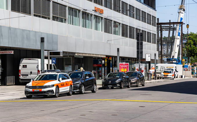 Knife attack with multiple injuries, Winterthur, Switzerland Winterthur, Switzerland, 28th May 2026 A few hours after the knife attack at Winterthur train station, the police are still visibly present A total of four people were injured, some seriously Copyright: xAndreasxHaasx