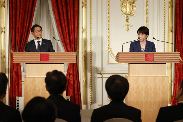 May 28, 2026, Tokyo, Japan: (L to R) Philippine President Ferdinand Marcos Jr. and Japanese Prime Minister Sanae Takaichi speak during a joint press conference at the Akasaka Palace State Guest House in Tokyo. Tokyo Japan - ZUMAm191 20260528_aap_m191_012 Copyright: xRodrigoxReyesxMarinx