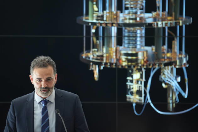 The Barcelona Supercomputing Center presents the MareNostrum Ona quantum computer in Barcelona The head of the Quantum Technologies sector of the European Commission EC, Óscar Díez, during the official presentation ceremony and subsequent attention to the media, at the facilities of the Plaza Eusebi Güell, on May 28, 2026, in Barcelona, Catalonia Spain The technical and institutional meeting brings together the Minister of Research of the Generalitat de Catalunya, the Secretaries of State for Science and Digitization, the Director of the BSC and the Rector of the UPC to present the operational capabilities of this advanced computing infrastructure, a milestone that reinforces the scientific leadership of science and digitization, the Secre Copyright: xDavidxZorrakinox 7556378
