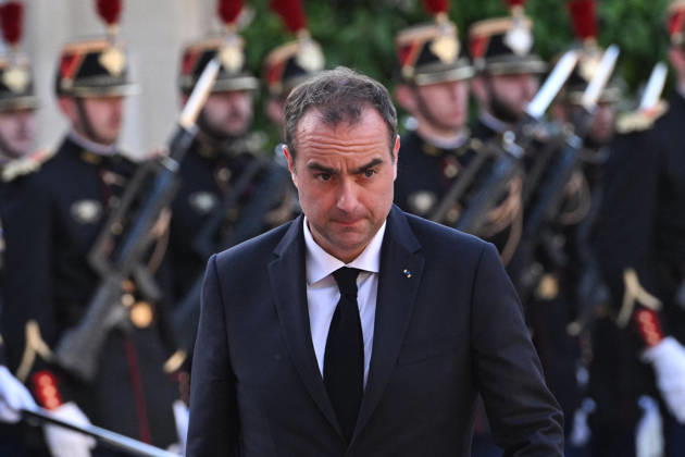 Invited guests arrive for a state dinner at the Elysee FA French Prime Minister Sebastien Lecornu arrives for a state dinner as part of Indonesia s President s visit at The Elysee Presidential Palace in Paris on May 28, 2026. Photo by Firas Abdullah ABACAPRESS.COM Paris Ile-de-France France  Copyright: xAbdullahxFiras ABACAx