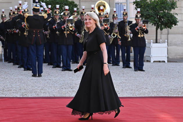 Invited guests arrive for a state dinner at the Elysee FA French Minister of Culture Catherine Pegard arrives for a state dinner as part of Indonesia s President s visit at The Elysee Presidential Palace in Paris on May 28, 2026. Photo by Firas Abdullah ABACAPRESS.COM Paris Ile-de-France France  Copyright: xAbdullahxFiras ABACAx