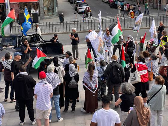 Israeli attacks on Palestine and Lebanon were protested in Sweden STOCKHOLM, SWEDEN - MAY 30: Demonstrators, holding banners and flags, gather to protest against Israel s ongoing attacks on the Gaza Strip and Lebanon, on May 30, 2026 in Stockholm, Sweden. Atila Altuntas Anadolu Stockholm Sweden. Editorial use only. Please get in touch for any other usage. Copyright: x2026xAnadoluxAtilaxAltuntasx