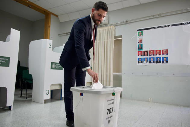 (260530) -- VALLETTA, May 30, 2026 -- Head of the Nationalist Party Alex Borg casts his ballot during the parliamentary election at a polling station in Gozo, Malta, May 30, 2026. Malta held a snap parliamentary election on Saturday, with the ruling Labour Party widely expected to secure a fourth consecutive term in office. (Photo by Xinhua) MALTA-PARLIAMENTARY ELECTION-VOTING JonathanxBorg 