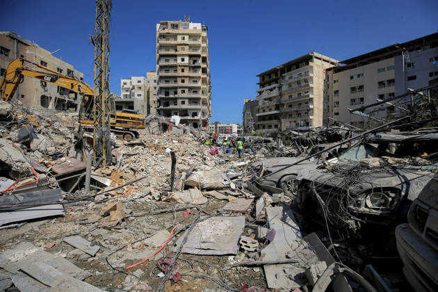 June 2, 2026, Beirut, Beirut, Lebanon: Members of Islamic Association inspect demolished buildings that were targeted by Israeli air strikes in the vicinity of Jabal Amel Hospital in the southern Lebanese port city of Tyre. Clashes have continued in southern Lebanon despite Israel and Hezbollah accepting a US plan for a partial ceasefire. President Donald Trump said he had spoken to both sides and they agreed that all shooting will stop , after Iran warned Israeli military actions in Lebanon were a threat to the US-Iran ceasefire. Photo: dpa Beirut Lebanon  - ZUMAn313 20260602_zip_n313_010 Copyright: xMarwanxNaamanix