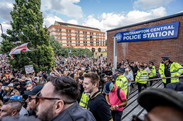 June 2, 2026, London, United Kingdom: Southampton locals gather outside Southampton Central Police Station during the rally. Southampton locals organized a flash protest following the release of Police body-cam footage of the arrest and subsequent death of Henry Nowak. The 18 year old was handcuffed by Hampshire Constabulary who accused him of racial abuse and did not believe that he had been stabbed. He subsequently bled to death in custody. The protest outside Southampton Central Police Station accused the government of 2 tier policing. London United Kingdom  - ZUMAs197 20260602_aaa_s197_091 Copyright: xLabxMox