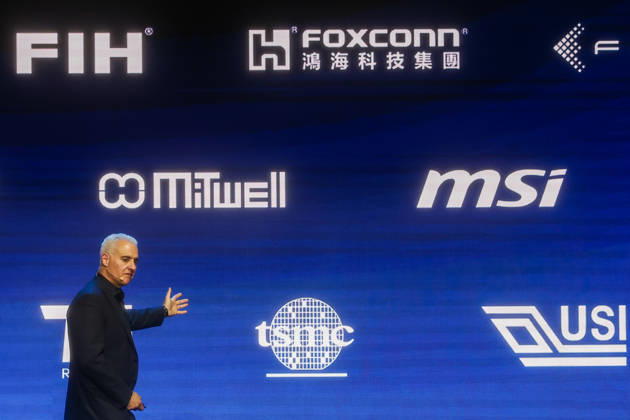 Chipmaker NXP s CEO Rafael Sotomayor gives keynote speech at COMPUTEX TAIPEI 2026 TAIPEI, TAIWAN - JUNE 3: Rafael Sotomayor, the CEO of Europe s third largest semiconductor manufacturer NXP, delivers a keynote speech, during the COMPUTEX TAIPEI trade show, in Taipei, Taiwan, on June 3, 2026. COMPUTEX TAIPEI is one of the world’s largest and most significant trade shows, featuring latest technologies, drones, data centres, Artificial Intelligence (AI) technologies, supercomputers, semiconductors products and other things from major international firms such as Nvidia, Intel, NXP, Foxconn and TSMC. Daniel Ceng Anadolu Taipei Taiwan. Editorial use only. Please get in touch for any other usage. Copyright: x2026xAnadoluxDanielxCengx