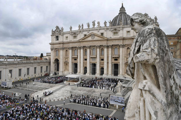 Pope Leo XIV Leads The General Audience - Vatican Pope Leo XIV attends the weekly general audience in Saint Peter’s square, Vatican on June 3, 2026. Photo by (EV) Matteo Pernaselci Vatican Media ABACAPRESS.COM Vatican Vatican (or Holy See)  Copyright: xABACAx