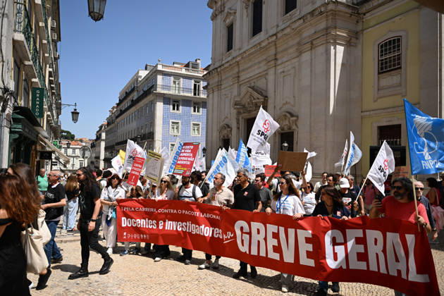 Nationwide Strike For Workers Lisbon LISBON, PORTUGAL - JUNE 03: Protesters hold a banner and wave red trade union flags as they line the streets during a national mobilization in Lisbon, Portugal on June 03, 2026. The demonstration, organized under the National Fight Day motto, demands increased wages, guaranteed labor rights, and measures against the rising cost of living, while advocating for the right to health and housing. Zed Jameson Anadolu Lisbon Portugal. Editorial use only. Please get in touch for any other usage.  Copyright: x2026xAnadoluxZedxJamesonx