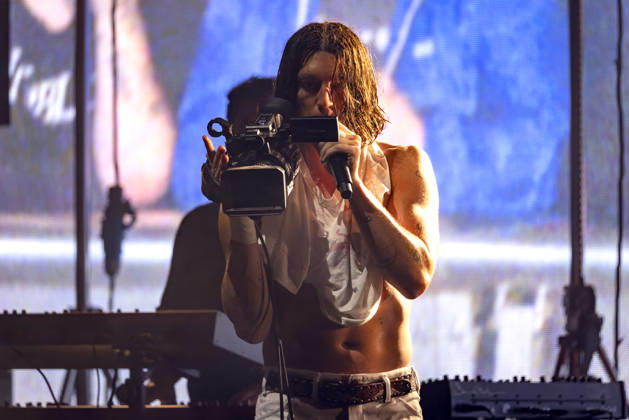 LANY perform at Manchester Apollo Paul Klein of American pop rock band LANY performs at O2 Apollo, Manchester, England, 3rd June 2026, Credit:Mike Gray MIKE GRAY - B4227 Avalon  Copyright: xMikexGrayx xMIKExGRAYx-xB4227x xAvalonx 1107606092
