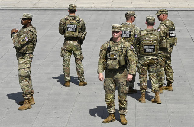 The Pentagon is planning to keep thousands of Guard troops in the nation s capital for the rest of President Trump s second term Members of the National Guard patrol near the Lincoln Memorial on June 4, 2026 in Washington, DC. The Pentagon is planning to keep thousands of Guard troops in the nation s capital for the rest of President Trump s second term. Photo by Olivier Douliery ABACAPRESS.COM Washington DC United States  Copyright: xDoulieryxOlivier ABACAx