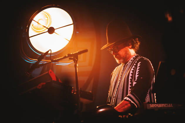 Fat Freddy™s Drop live in Copenhagen, Denmark Copenhagen, Denmark. 04th, June 2026. The New Zealand band Fat Freddy™s Drop performs a live concert at Poolen in Copenhagen. Here musician Iain Gordon is seen live on stage. Denmark, Copenhagen  Copyright: xGonzalesxPhoto ChristianxHjorthx