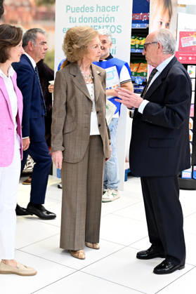Queen Sofia visits one of the donation points on the occasion of the beginning of the Spring Collection of the Spanish Federation of Food Banks Queen Sofia visits one of the donation points on the occasion of the beginning of the Spring Collection of the Spanish Federation of Food Banks, on June 5, 2026, in Madrid Spain REINA SOFIA SOLIDARITY FOOD BANK JUNE 5, 2026 José Madrid Madrid Madrid Spain  Copyright: xJosÃ xOlivax 7573039