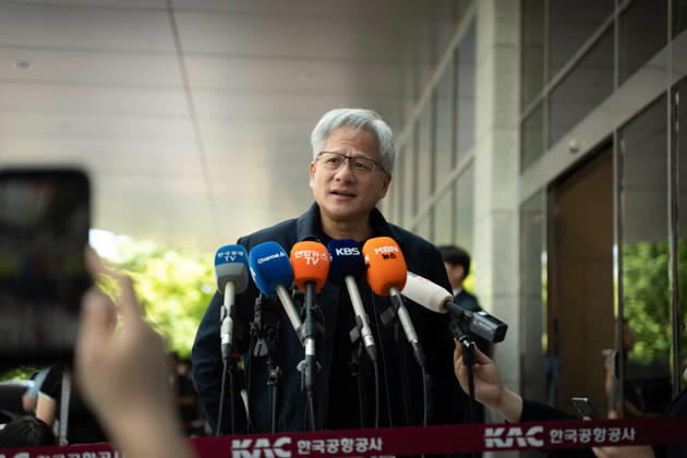 Nvidia CEO Jensen Huang holds press briefing in Seoul after arrival SEOUL, SOUTH KOREA - JUNE 05: Nvidia founder and CEO Jensen Huang holds a press conference outside the terminal after arriving at Gimpo International Airport in Seoul, South Korea, on June 05, 2026. The Seoul visit followed Huang s recent trip to Taiwan, where he reaffirmed the island s importance in the global AI supply chain and announced new partnerships and infrastructure initiatives aimed at supporting future AI growth. Hwawon Ceci Lee Anadolu Seoul South Korea. Editorial use only. Please get in touch for any other usage.  Copyright: x2026xAnadoluxHwawonxCecixLeex