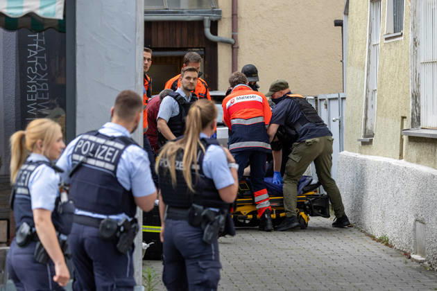 Reutlingen Blaulicht SEK Einsatz in der Oberamteistrasse 2, Reutlingen, 05 06 2026, Blaulicht SEK Einsatz in der Oberamteistrasse 2, Reutlingen, 05 06 2026, DROFITSCH EIBNER Copyright: xEibner-Pressefoto DimitrixDrofitx EP_ddh