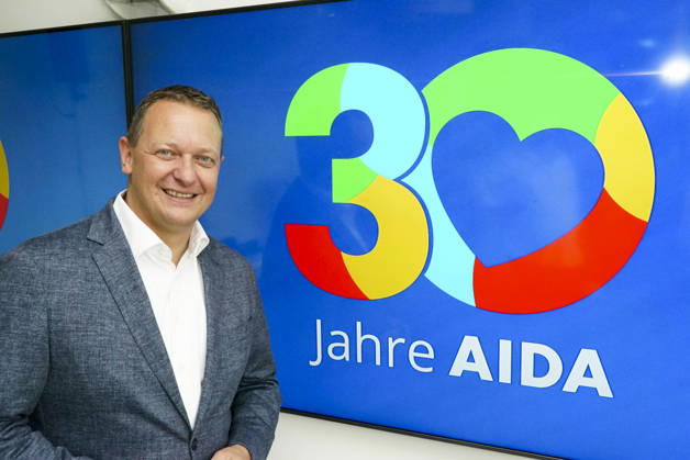 CNTV 30yearsAIDA Felix Eichhorn President AIDA Cruises at 30 years of AIDA Cruises press conference in the operations center of the cruise company Hamburg Hafencity on 04 06 2026 Hamburg Germany