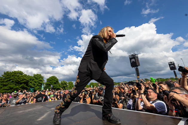 Music festival Rock im Park 2026 THREE DAYS GRACE, Nuremberg, 05 06 2026 Matt Walst, singer of the Canadian hard rock band Three Days Grace, performing at the open-air festival Rock im Park Walst performs with microphone in front of a sold-out audience under a cloudy summer sky Nuremberg Bavaria Germany 20260605-6V2A6922-M4000