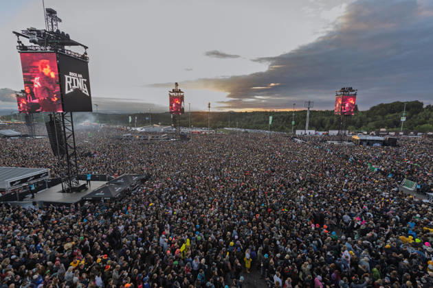 Rock am Ring 2026 05 06 26 Sunset and fire in front of the utopia Stage First festival day on Friday, 05 06 2026, at Rock am Ring 2026 at the Nürburgring in the Eifel The three-day music festival lasts until Sunday, 07 06 2026, and is one of the largest open air festivals in Germany Nürburg Nürburgring Rhineland-Palatinate Germany Copyright: xMarcxJohnx