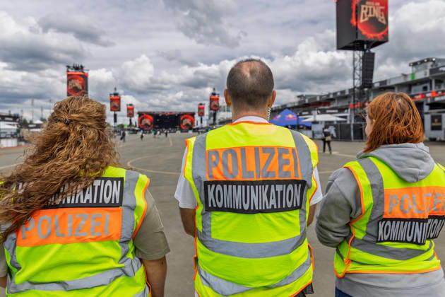 Rock am Ring 2026 06 06 26 Admission time The grounds are filling up The police communication team is filling up Second festival day on Saturday, 06 06 2026, at Rock am Ring 2026 at the Nürburgring in the Eifel The three-day music festival takes place from June 5 to 7, 2026 and is one of the largest open air festivals in Germany Nürburg Nürburgring Copyright: xMarcxJohnx