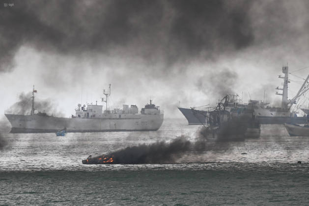 MANTA FIRE BOATS Manta, June 06, 2026 Fire of several boats in the Port of Manta API PHOTO ARIEL OCHOA Manta Manta ManaboÂ Ecuador DIS MANTA FIRE BOATS e8cbf820bef7e3089183b113a4ef7a2e Copyright: xArielxOchoax