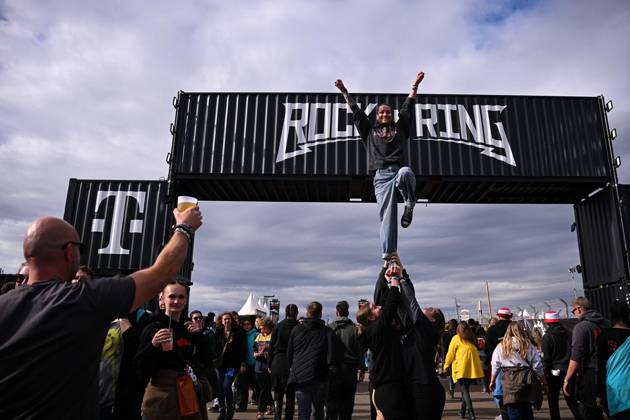 Rock am Ring 2026 FOR EDITORIAL PURPOSES ONLY EDITORIAL USE ONLY p Fans at Rock am Ring Festival, on 06 06 2026 at Nürburgring Germany NRW Nürburg Copyright SocratesxTassos Copyright: SocratesxTassos doc866d1i0e28k1dmjc4dwm ,EDITORIAL USE ONLY Copyright: SocratesxTassos