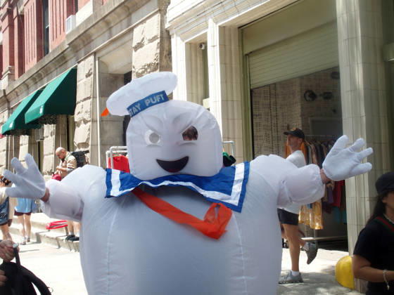 June 6, 2026, Manhattan, New York, United States: New York New York June 6,.2026...Ghostbusters Day is an annual celebration of the iconic 1984 film Ghostbusters . It started in 2014 to commemorate the 30th anniversary of the movieÃ¢â‚¬â ¢s release. Since then, it has grown into a beloved tradition that brings together fans from around the world. Manhattan United States - ZUMAc308 20260606_znp_c308_006 Copyright: xSamanthaxCotlerx