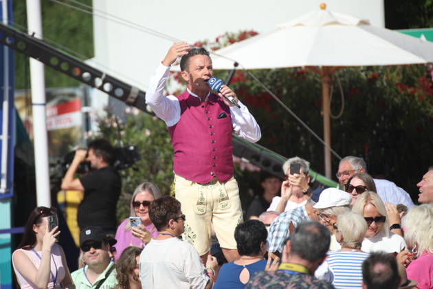 Stefan Mross on the ARD TV show Immer wieder sonntags at Europa Park Rust, 07 06 2026 Copyright: xAgenturxMatthiasxWehnertx xM.xGränzdörferx