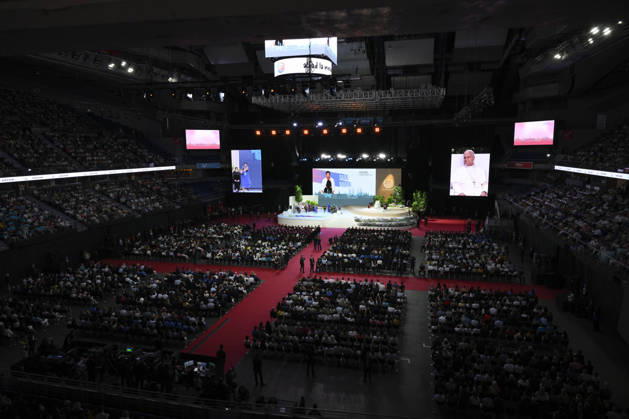 SPAIN - POPE LEO XIV DURING THE MEETING BUILDING NETWORKS WITH THE WORLD OF CULTUREM ART, ECONOMY AND SPORT AT THE MOVISTAR ARENA IN MADRID - 2026 6 7 Spain, Vatican, 2026 6 7 Pope Leo XIV during the meeting Building networks with the world of Culture, Art, Economy and Sports at the Movistar Arena in Madrid . EDITORIAL USE ONLY - NO BOOKS Copyright: xVATICANxMEDIA CPPx