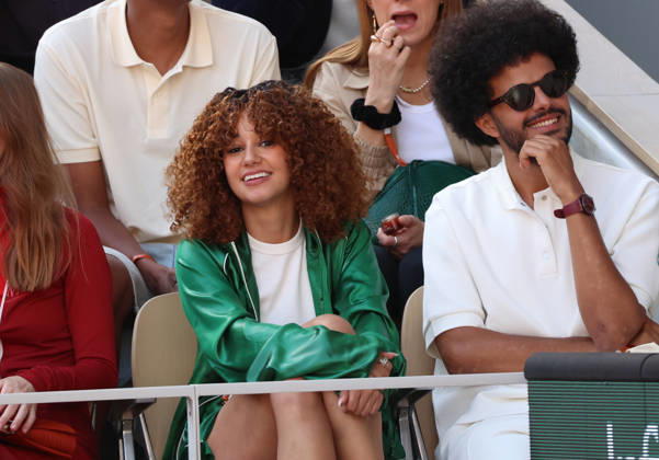 Roland Garros 2026 - Celebs Finale Cobolli vs Zverev Lena Mahfouf (Léna Situations) et Yassine El Alami - Célébrités dans les tribunes de Roland Garros pendant la finale homme de l Open de France de Tennis à Paris, le 7 juin 2026. Celebrities in the stands at Roland Garros stadium during the men s final of the French Open in Paris on June 7, 2026.  Copyright: xFabricexChasseryx