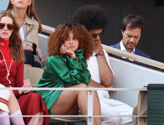 Roland Garros 2026 - Celebs Finale Cobolli vs Zverev Lena Mahfouf (Léna Situations) et Yassine El Alami - Célébrités dans les tribunes de Roland Garros pendant la finale homme de l Open de France de Tennis à Paris, le 7 juin 2026. Celebrities in the stands at Roland Garros stadium during the men s final of the French Open in Paris on June 7, 2026.  Copyright: xFabricexChasseryx