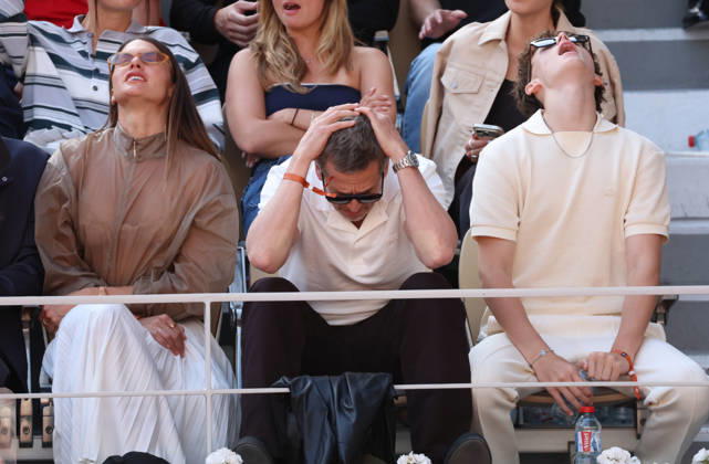 Roland Garros 2026 - Celebs Finale Cobolli vs Zverev Natasha Andrews, Guillaume Canet et Marcel Canet - Célébrités dans les tribunes de Roland Garros pendant la finale homme de l Open de France de Tennis à Paris, le 7 juin 2026. Celebrities in the stands at Roland Garros stadium during the men s final of the French Open in Paris on June 7, 2026.  Copyright: xFabricexChasseryx