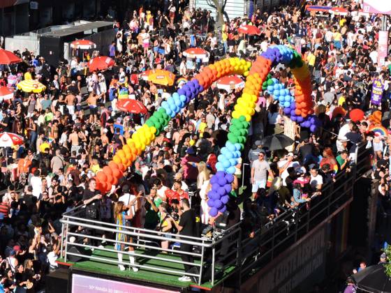 RECORD DATE NOT STATED A large crowd attends the 30th LGBT+ parade. culture shows paradesp movement of participants, children, activists, drags, transvestites and tourists on Paulista Avenue during the 30th LGBT+ Pride Parade in Sao Paulo, held this Sunday (7). The event features shows by Gloria Groove, Pabllo Vittar, Melody and other artists who perform in defense of diversity, the rights of the LGBT+ population and political participation, with concentration in front of MASP and parade of electric trios along Paulista Avenue and Consolacao.(Foto: Leandro Chemalle Thenews2 imago images) A large crowd attends the 30th LGBT+ parade.  Copyright: xLeandroxChemallex