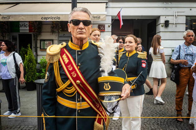 June 6, 2026, Warsaw, Mazovia, Poland: A musician of a marching band is seen before the parade begins. Varsovians took to the streets to enjoy the 5th annual parade of the Mermaids. Celebrating the mermaid, the symbol of the city, the Warsaw districts came together to create a colourful procession of mermaids, bands, acrobats, dancers, and other performers, which moves from the Charles De Gaulle roundabout along the Royal Route to Castle Square. Warsaw Poland - ZUMAs197 20260606_aaa_s197_1100 Copyright: xNeilxMiltonx