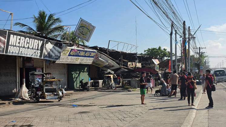 (260608) -- MANILA, June 8, 2026 -- This photo taken on June 8, 2026 shows damaged shops after a 7.8 magnitude earthquake, in General Santos City, the Philippines. At least five people have been reported dead after a 7.8-magnitude offshore earthquake that hit the southern Philippines, according to a local disaster official. The Philippine Institute of Volcanology and Seismology said the tectonic earthquake occurred at 7:37 a.m. local time at a depth of 33 km, with the epicenter 32 km southwest of the coast of Maasim town in Sarangani Province on Mindanao Island, close to General Santos, with a population of some 700,000. The institute said the highest wave recorded reached 1.4 meters. (SpotNews) PHILIPPINES-GENERAL SANTOS CITY-EARTHQU