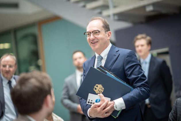 Federal Minister of the Interior Alexander Dobrindt holds a background discussion with the journalists present after the Federal Executive Committee meeting CDU Federal Executive Committee and committee meetings on 08 06 2026, Berlin Berlin Germany Konrad Adenauer Haus, Bundespart