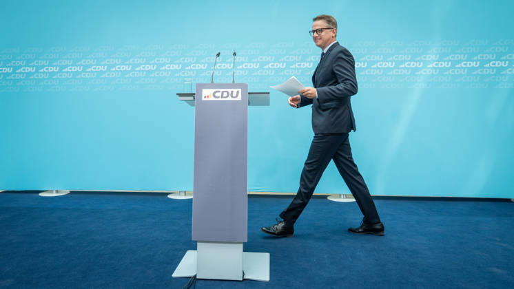 Carsten Linnemann, CDU Secretary General, during the press conference after the Federal Executive Committee meeting CDU Federal Executive Committee and committee meetings on 08 06 2026, Berlin Berlin Germany Konrad Adenauer Haus, Bundespart