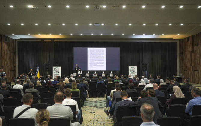 4th European Halal Congress in Sarajevo SARAJEVO, BOSNIA AND HERZEGOVINA - JUNE 9: Participants attend the 4th European Halal Congress 2026, a major event for the halal industry in Europe, in Sarajevo, Bosnia and Herzegovina, on June 9, 2026. Samir Jordamovic Anadolu Sarajevo Bosnia and Herzegovina. Editorial use only. Please get in touch for any other usage.  Copyright: x2026xAnadoluxSamirxJordamovicx