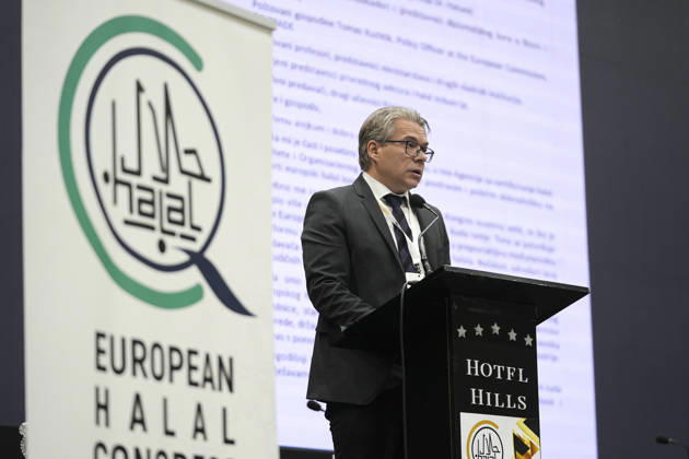 4th European Halal Congress in Sarajevo SARAJEVO, BOSNIA AND HERZEGOVINA - JUNE 9: Damir Alihodzic, Ph.D., President of the 4th European Halal Congress Organization Committee, attends the 4th European Halal Congress 2026, a major event for the halal industry in Europe, in Sarajevo, Bosnia and Herzegovina, on June 9, 2026. Samir Jordamovic Anadolu Sarajevo Bosnia and Herzegovina. Editorial use only. Please get in touch for any other usage.  Copyright: x2026xAnadoluxSamirxJordamovicx