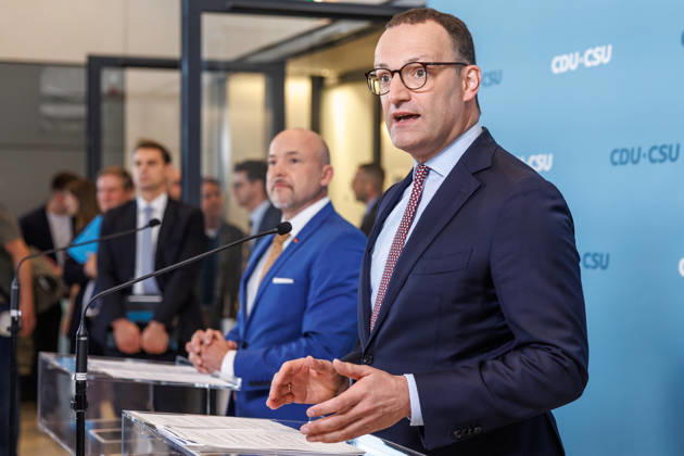 Statement before the CDU CSU parliamentary group meeting CDU CSU parliamentary group leader Jens Spahn speaks during a statement before the parliamentary group meetings on 09 06 2026 in Berlin Berlin Berlin Germany Reichstag