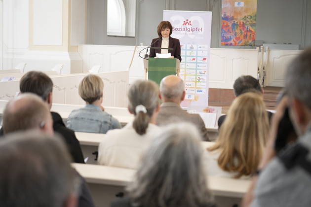 The Saarland Social Summit will take place in Saarbrücken on Tuesday 9 6 2026 One of the central demands bub