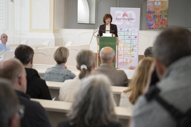 The Saarland Social Summit will take place in Saarbrücken on Tuesday 9 6 2026 One of the central demands bub