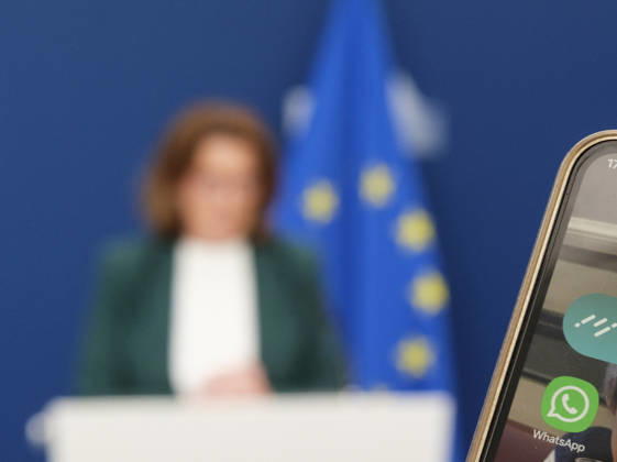 European Commission Imposes Interim Measures on Meta - Brussels Teresa Ribera Rodriguez, European Commissioner for the Green Deal, speaks to the media at the Berlaymont, headquarters of the European Commission in Brussels, Belgium on June 9, 2026, as the EU orders Meta to restore free access to WhatsApp for competing AI assistants, overturning a policy that blocked competition and favored its own service, Meta AI, while a full antitrust investigation into Meta s dominant position continues. Photo by Monasse T ANDBZ ABACAPRESS.COM Brussels Brussels-Capital Belgium  Copyright: xMonassexThierry ANDBZ ABACAx