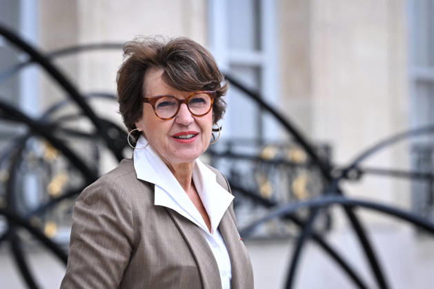 Council of Ministers at the Elysee Palace FA French Minister of Agriculture, Food Sovereignty Annie Genevard exits the Elysee Palace after the Council of Ministers in Paris, on June 10, 2026. Photo by Firas Abdullah ABACAPRESS.COM Paris Île-de-France France  Copyright: xAbdullahxFiras ABACAx