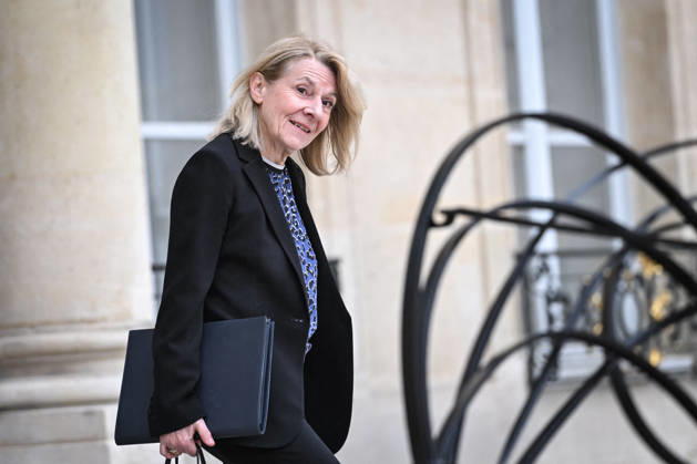 Council of Ministers at the Elysee Palace FA French Minister of Culture Catherine Pegard exits the Elysee Palace after the Council of Ministers in Paris, on June 10, 2026. Photo by Firas Abdullah ABACAPRESS.COM Paris Île-de-France France  Copyright: xAbdullahxFiras ABACAx