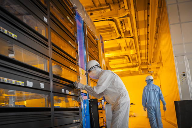 Infineon Technologies AG in Dresden Cleanroom of the new Smart Power Fab of Infineon Technologies AG in Dresden on June 10 On July 2, the Smart Power Fab is ceremonially opened The new plant is the largest single investm