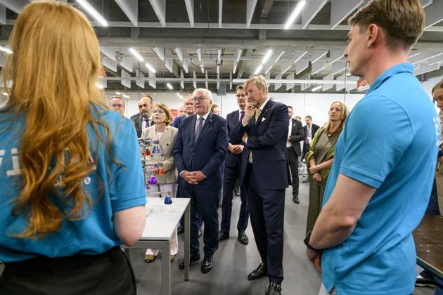 Sittard, The Netherlands, 2026-06-11 12:40:52 SITTARD, 11-06-2026, VISTA college At the invitation of His Majesty King Willem Alexander and Queen Maxima, the Federal President of Germany, Frank-Walter Steinmeier, is paying a state visit to the Netherlands. He is accompanied by his wife, Elke Büdenbender. PHOTO: NLBeeld Patrick van Emst In the photo: King Willem Alexander, together with the Federal President and Mrs. Büdenbender, is visiting VISTA college in Sittard, the regional secondary vocational education institution. Together with the Minister of the Interior and Kingdom Relations, Pieter Heerma, they are engaging in discussions with students, teachers, and staff regarding cross-border cooperation between the Netherlands and Germany Copyright: xx x