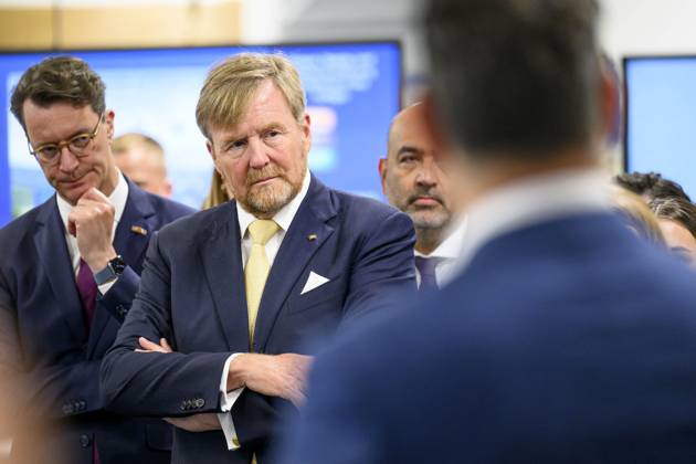 King Willem Alexander During State Visit - Sittard King Willem Alexander of the Netherlands visits VISTA college in Sittard, the Netherlands on June 11, 2026, alongside German Federal President Frank-Walter Steinmeier, his wife Elke Büdenbender, and Dutch Minister of the Interior and Kingdom Relations Pieter Heerma, engaging in discussions with students, teachers, and staff regarding cross-border cooperation between the Netherlands and Germany. Photo by Patrick van Emst NL Beeld Bruno Press ABACAPRESS.COM Netherlands  Copyright: xBrunoxPress ABACAx