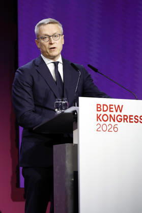 Karsten Wildberger at the BDEW Congress 2026 in the Berlin Station, 11 06 2026 Foto:xR.xSchmiegeltx xFuturexImagex bdew_6619