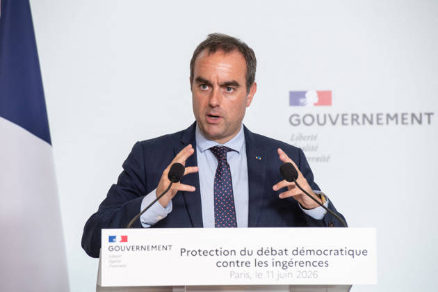 Paris: S. Lecornu protection debat democratique contre les ingerences Conference de presse de Sebastien Lecornu, Premier ministre concernant la protection du debat democratique contre les ingerences, avec Marc Antoine Brillant du service de vigilance et de protection contre les ingerences numeriques etrangeres VIGINUM et Nicolas Roche du SGDSN, le 11 juin 2026 au Secretariat general de la defense et de la securite nationale SGDSN a Paris. Paris, Photo by Isabelle Harsin Pool ABACAPRESS.COM PARIS ILE DE FRANCE France  Copyright: xHarsinxIsa Pool ABACAx