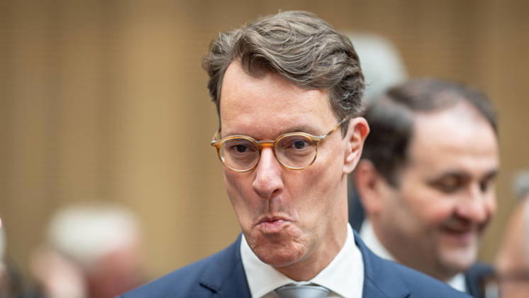 Hendrik Wüst, Minister President of North Rhine-Westphalia NRW in the Federal Council Federal Council meeting on June 12, 2026, Berlin Berlin Germany Federal Council